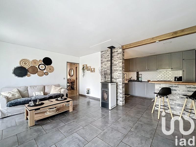 Maison - 98 m² - 5 pièces