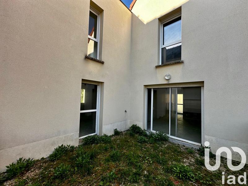 Maison - 85 m² - 5 pièces