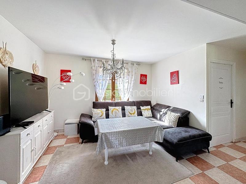 Maison - 107 m² - 6 pièces