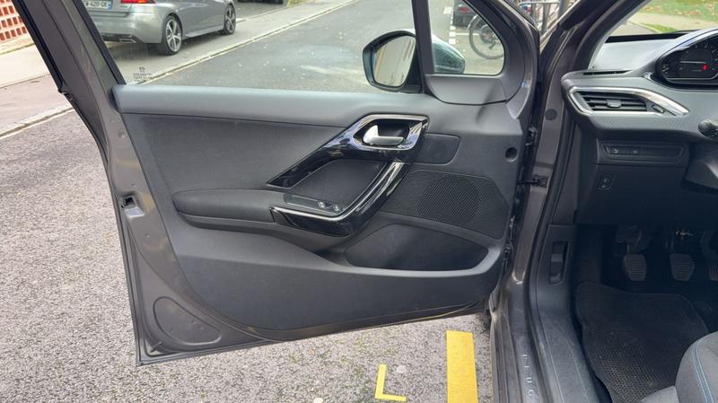 Peugeot 208 I 1.2 Puretech 83 Allure