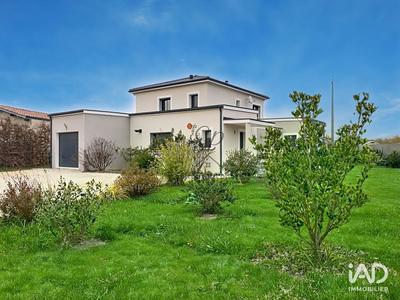 Maison - 150 m² - 4 pièces