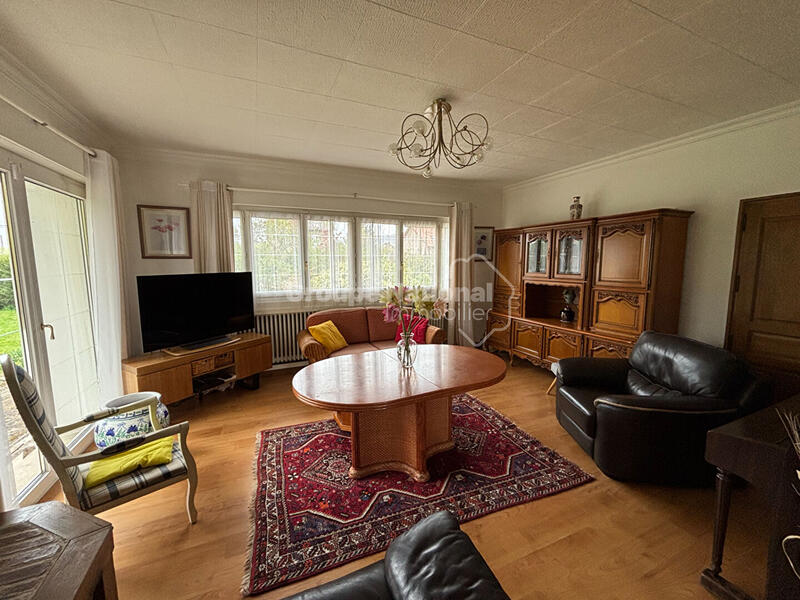 Maison - 172 m² - 7 pièces