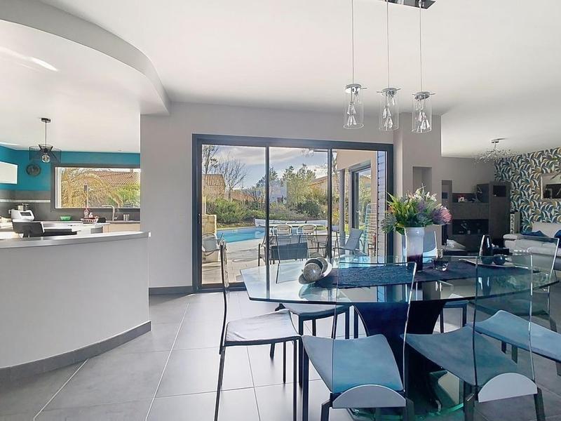 Maison - 138 m² - 5 pièces