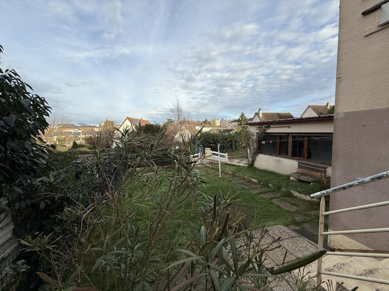 Maison - 91 m² - 5 pièces