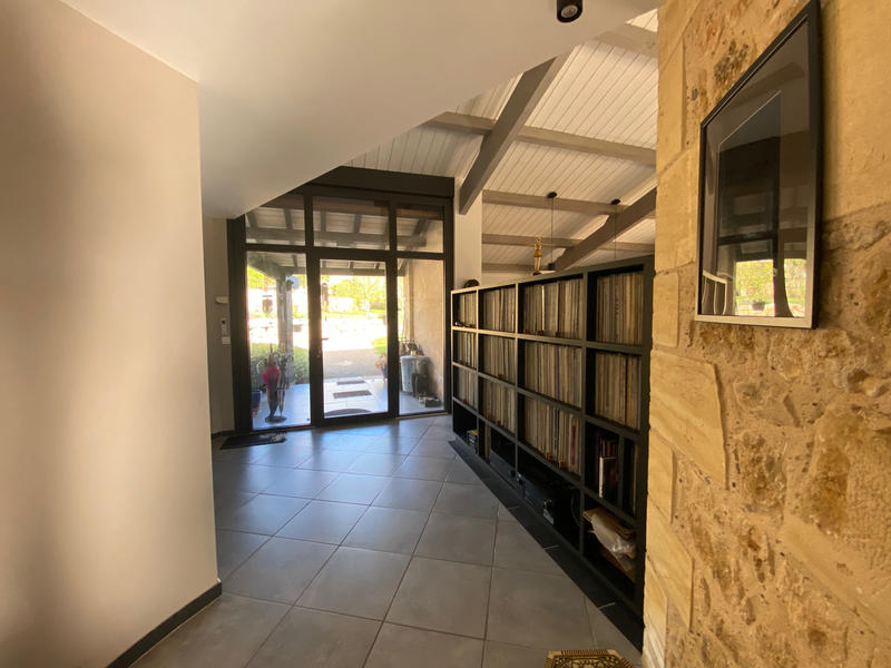 Maison - 202 m² - 7 pièces