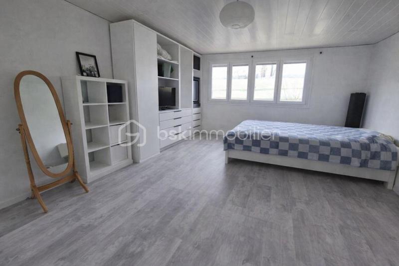 Maison - 176 m² - 8 pièces