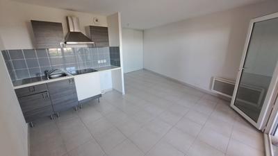 Studio - 28 m² - 1 pièce