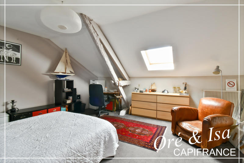 Maison de village - 338 m² - 15 pièces