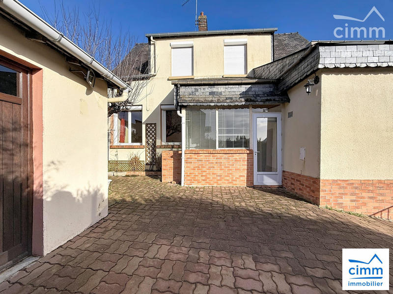 Maison - 110 m² - 5 pièces