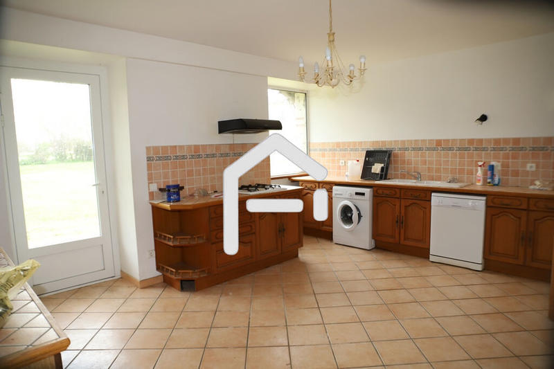 Demeure - 427 m² - 14 pièces