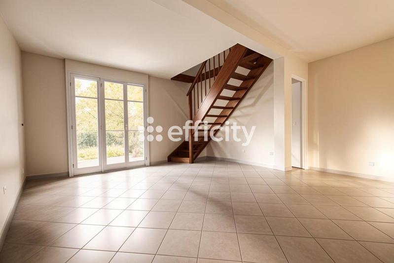 Maison - 105 m² - 5 pièces