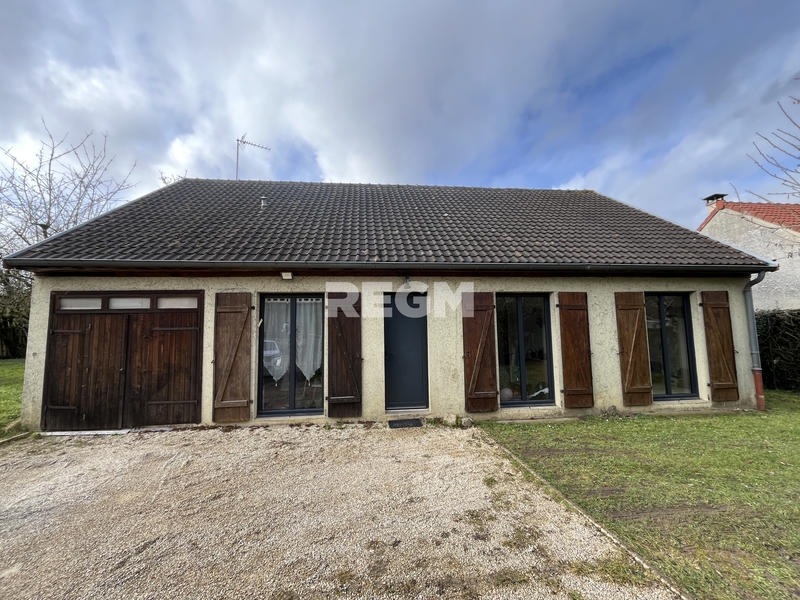 Maison - 95 m² - 4 pièces