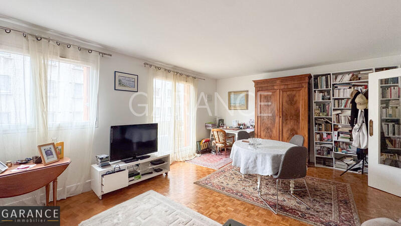 Appartement - 85 m² - 4 pièces
