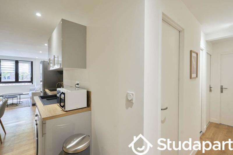 Chambre - 13 m² - 1 pièce