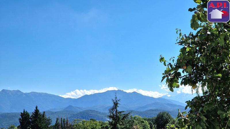 Maison - 204 m² - 6 pièces