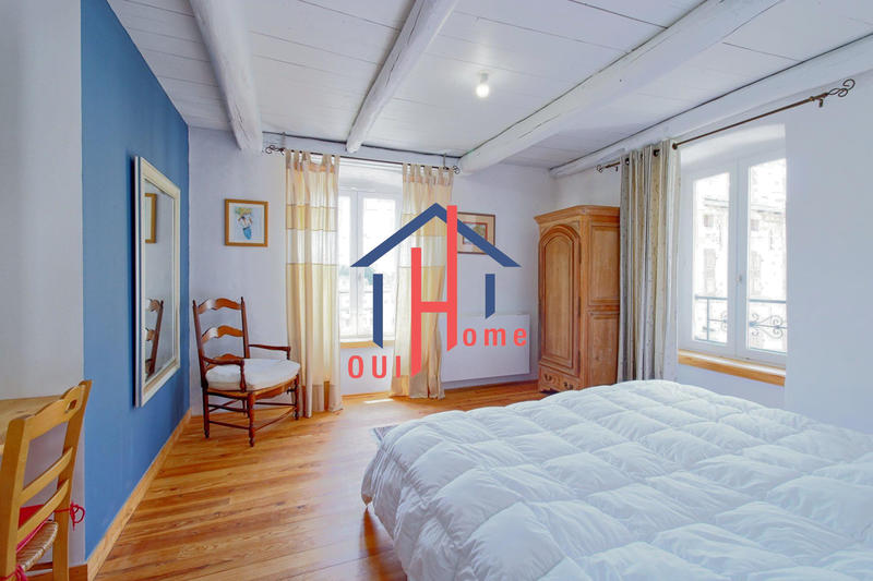 Maison ancienne - 209 m² - 6 pièces