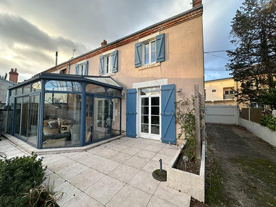 Maison - 158 m² - 7 pièces