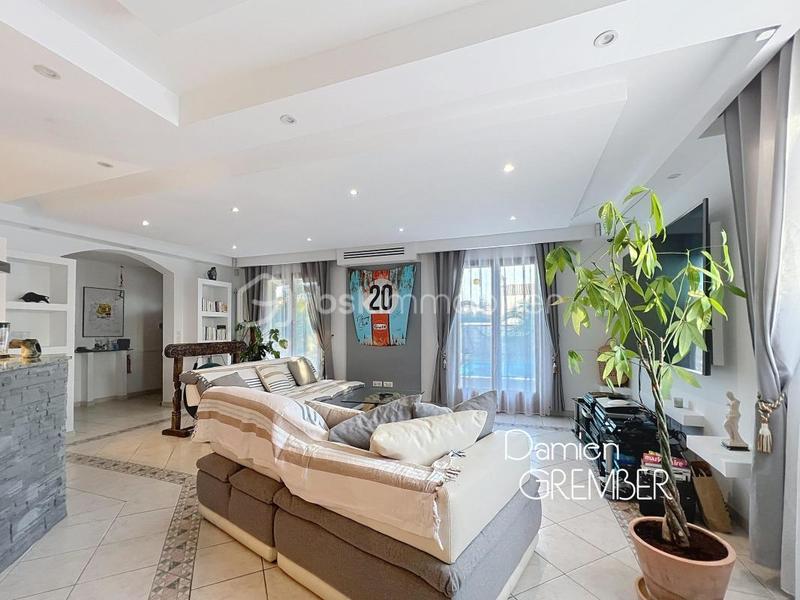 Villa - 165 m² - 5 pièces