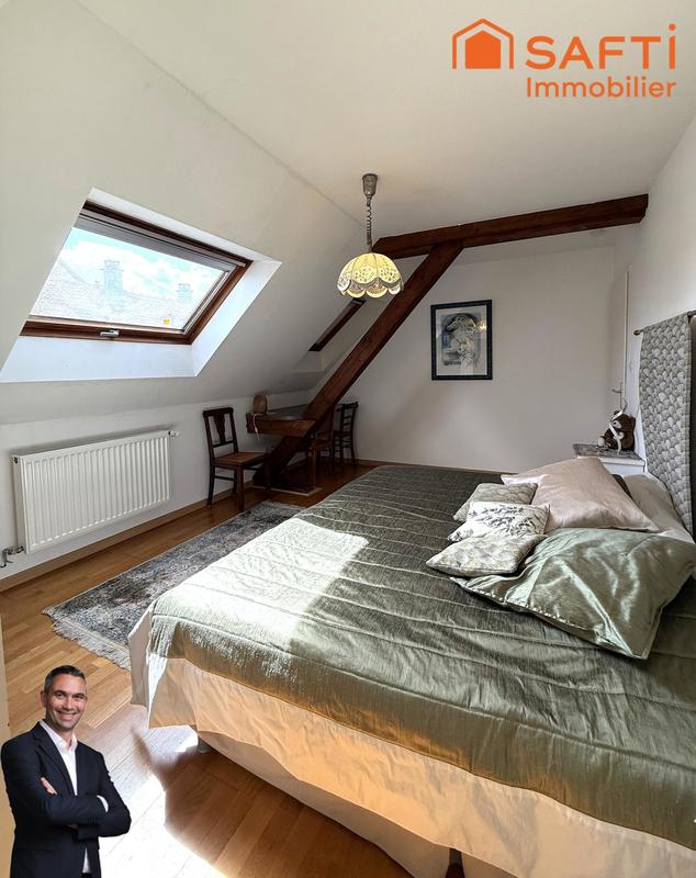 Maison - 260 m² - 12 pièces