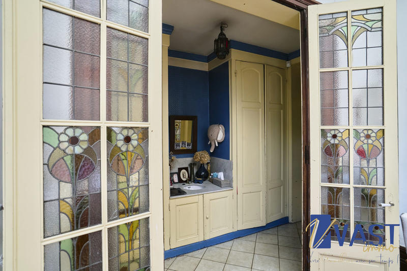 Maison ancienne - 250 m² - 8 pièces