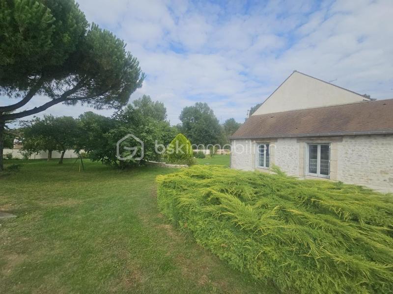 Demeure - 420 m² - 11 pièces