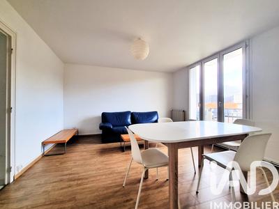 Appartement - 69 m² - 4 pièces