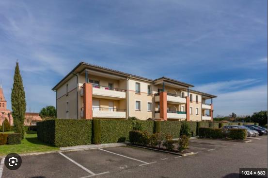 Parking / Garage - 12 m²