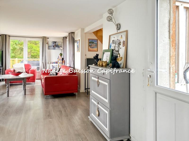 Maison traditionnelle - 140 m² - 7 pièces