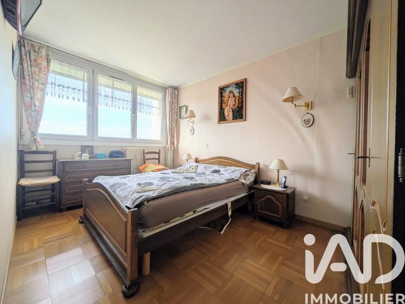 Appartement - 102 m² - 5 pièces