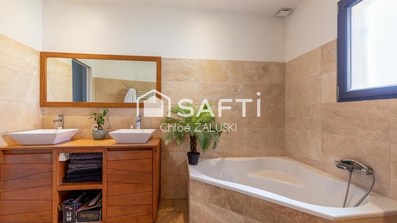 Maison - 163 m² - 5 pièces