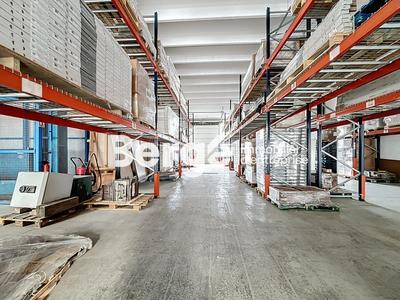 Local d'activités - 1 966 m²
