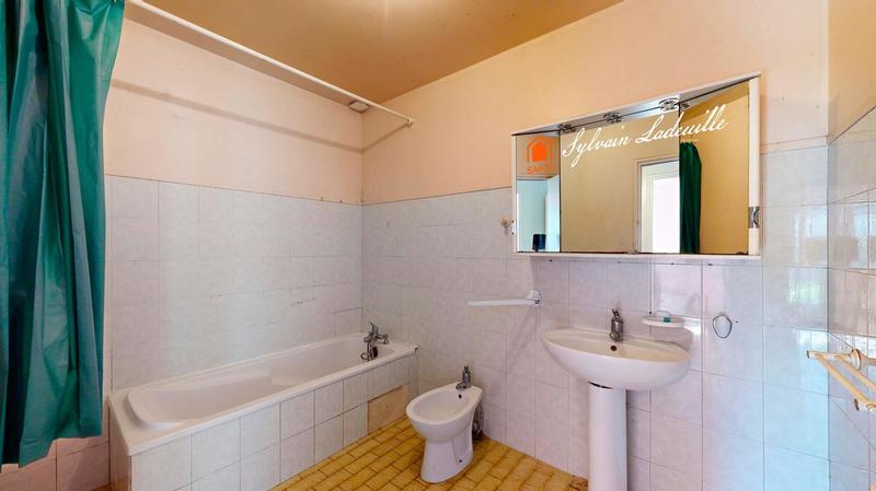 Maison - 138 m² - 6 pièces