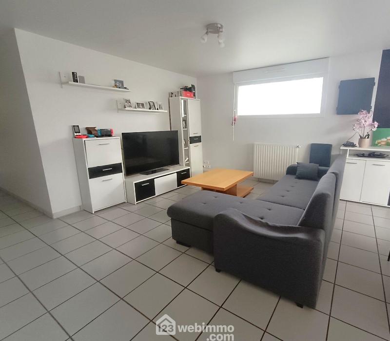 Maison - 96 m² - 6 pièces