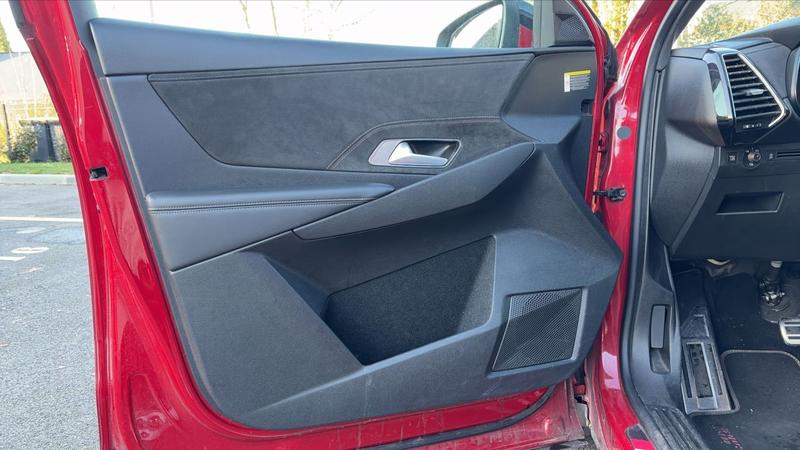 Ds Ds 7 Crossback 1.5 BlueHDi 130 Eat8 Performance Line