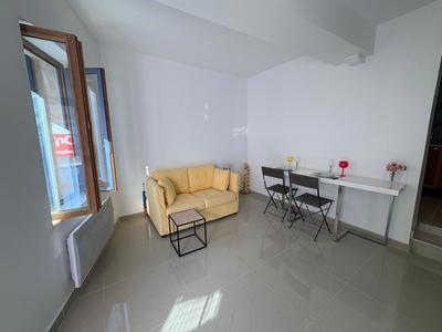 Maison de ville - 49 m² - 3 pièces