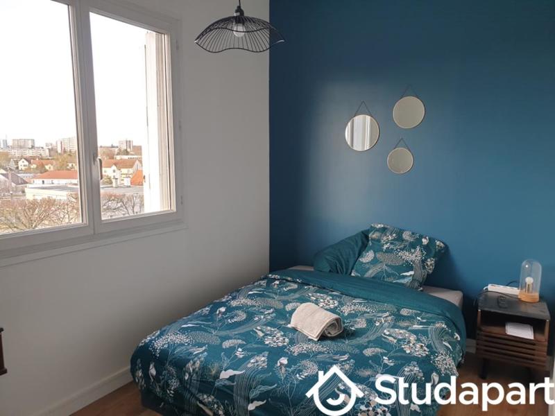 Chambre - 9 m² - 1 pièce