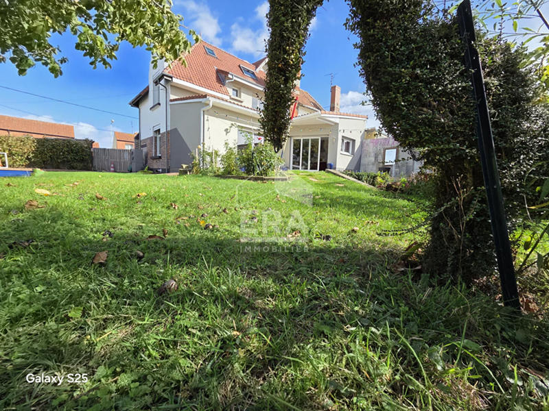 Maison - 148 m² - 5 pièces