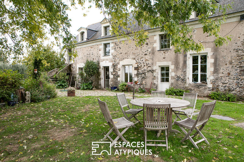 Maison - 266 m² - 7 pièces