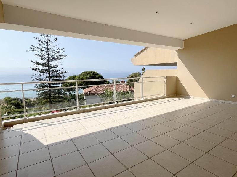 Appartement - 162 m² - 6 pièces