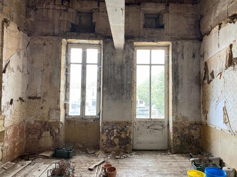 Maison - 300 m² - 10 pièces