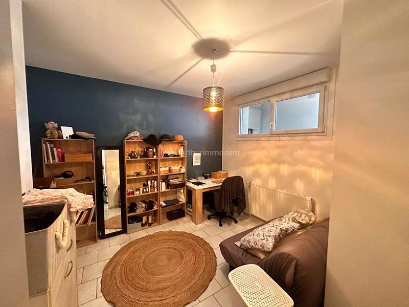 Appartement - 82 m² - 3 pièces