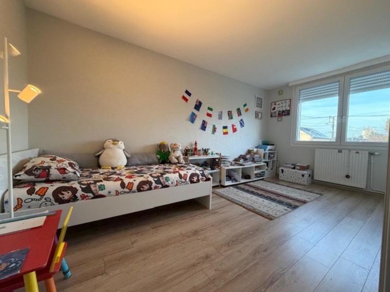 Maison - 203 m² - 10 pièces