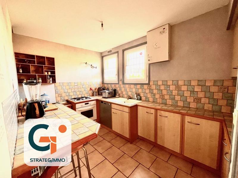 Maison - 98 m² - 6 pièces