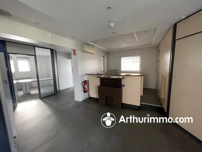Bureau - 111 m²