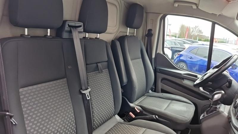 Ford Transit Custom 300 L1h1 2.0 Ecoblue 130 Bva Trend