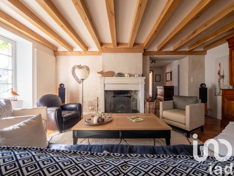 Maison - 240 m² - 7 pièces