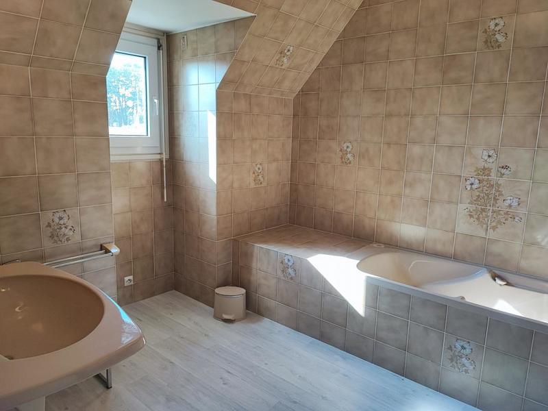 Maison - 180 m² - 6 pièces