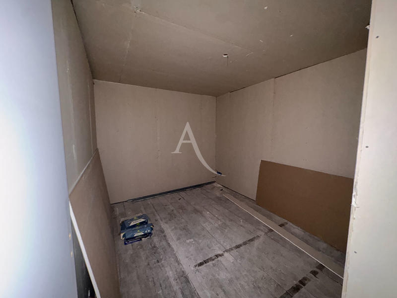 Appartement - 95 m² - 3 pièces