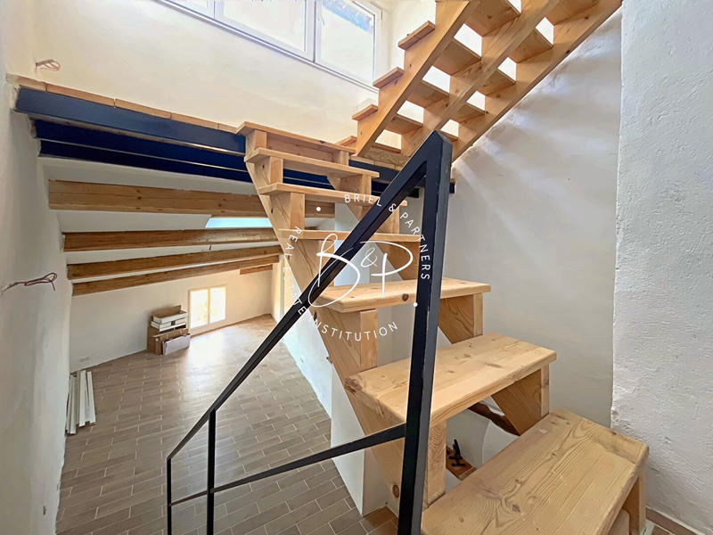 Immeuble - 3 pièces