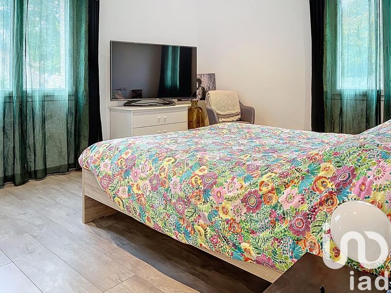 Maison - 180 m² - 5 pièces